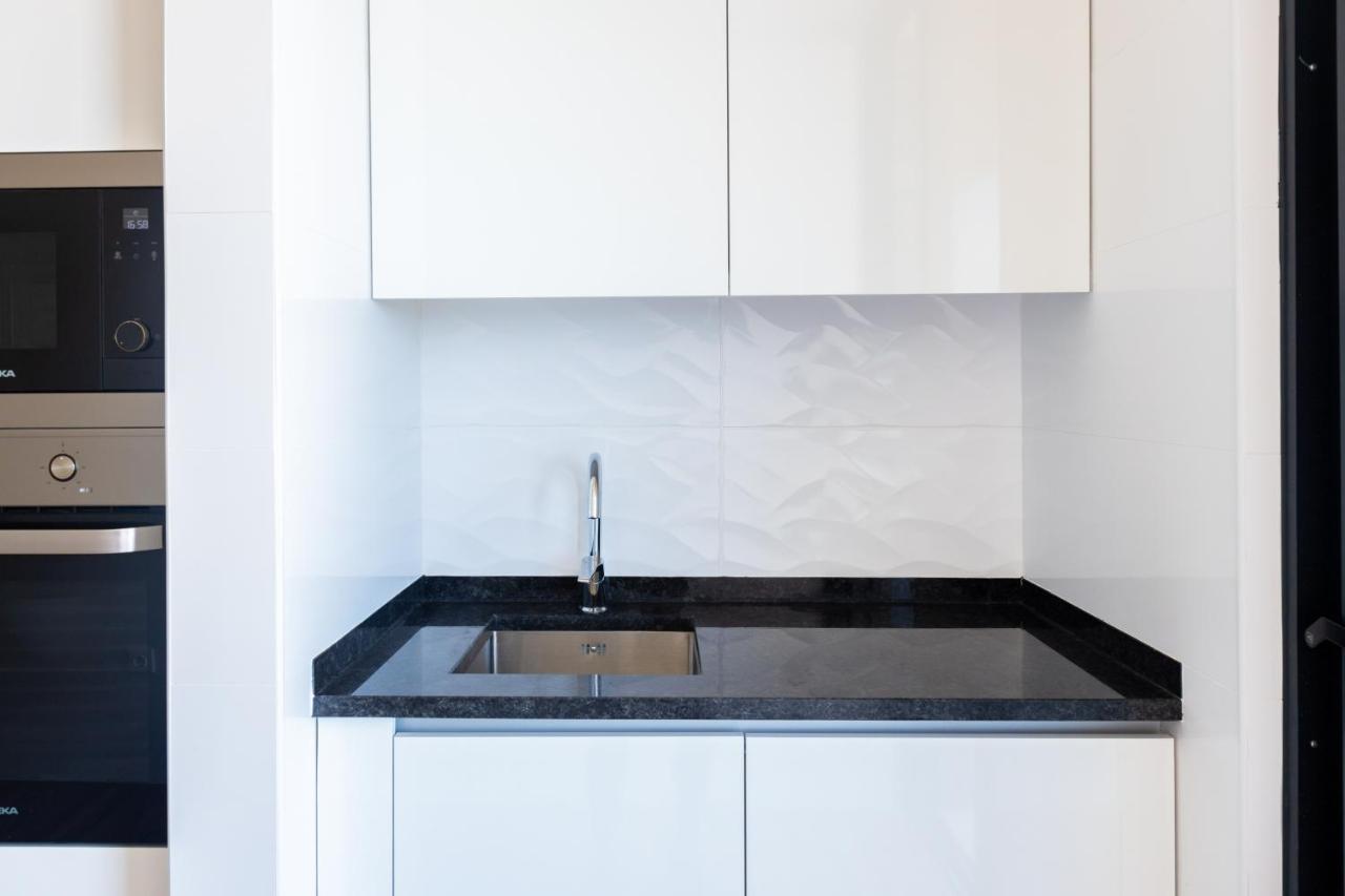 3 Bdr Aprt, Stunning Seaview, Rooftop Pool - Lcgr Прая Екстериор снимка